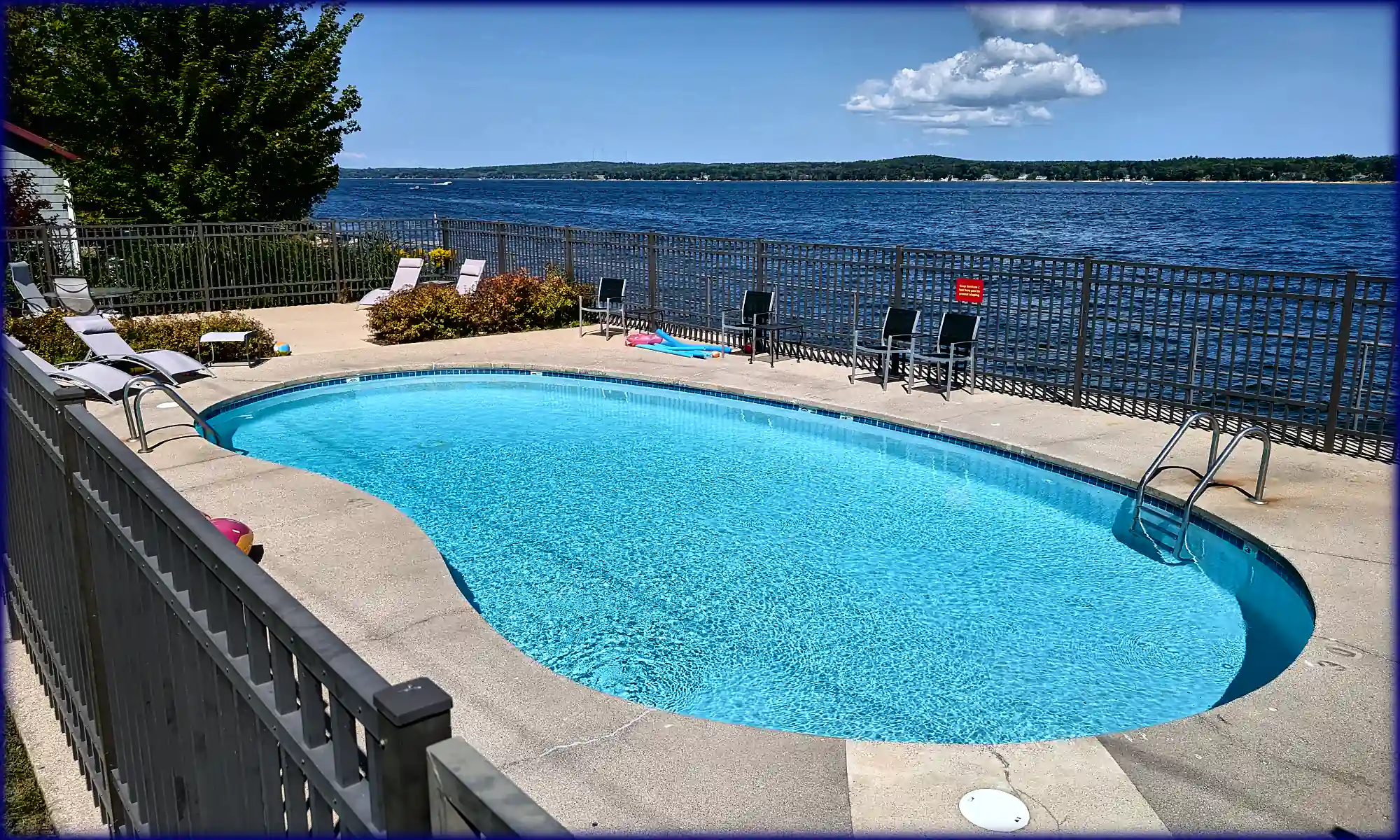 Pool at Cliff Dwellers Resort