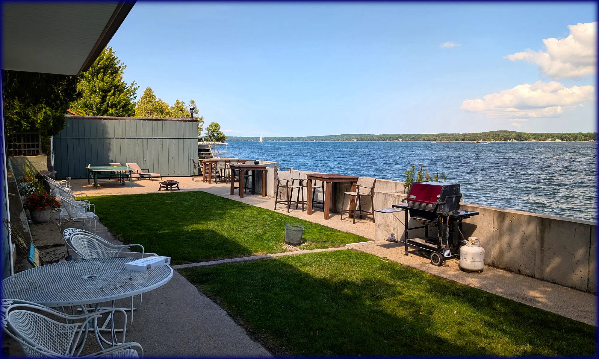 A common area at Cliff Dwellers Resort